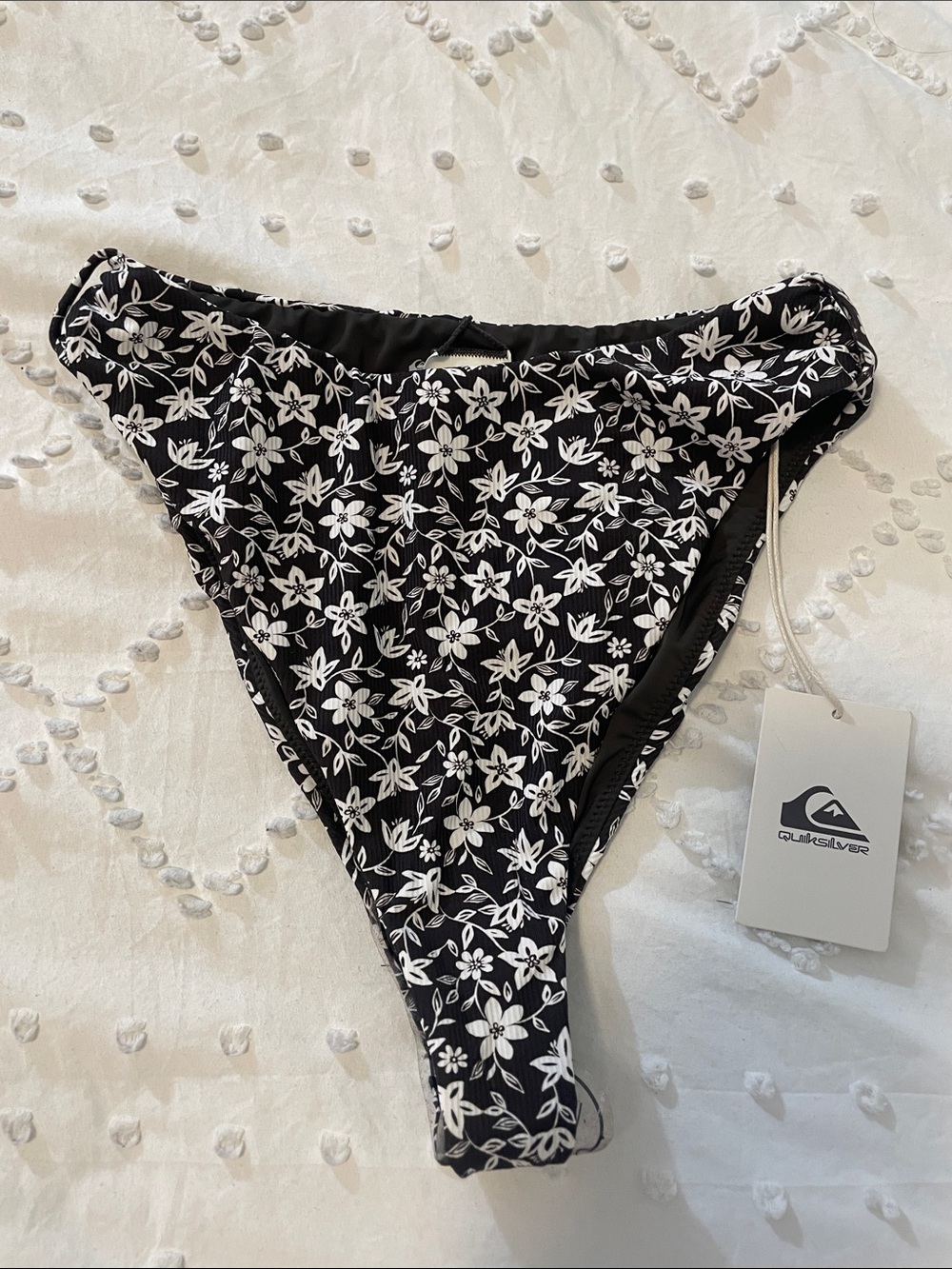 Quiksilver Bali Swim bottom Off Black Floral High-Cut Bikini Bottom nwt